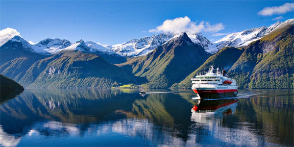 Hurtigruten - Crociera sul Postale dei Fiordi norvegesi