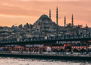 Ponte 2 Giugno Istanbul, volo + hotel
